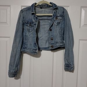 AMERICAN EAGLE JEAN JACKET (LOVED)